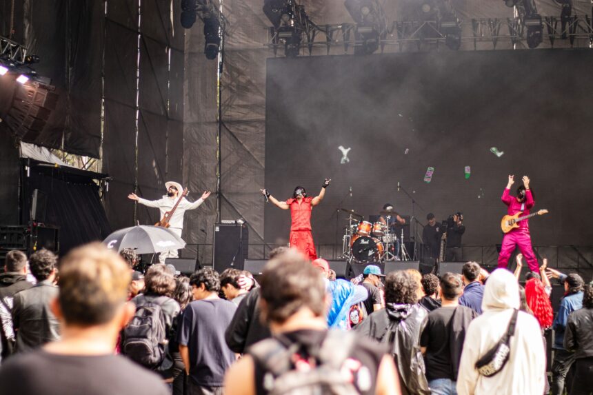 Rex de Cali viajando por Marte y aterrizando en Rock Al Parque